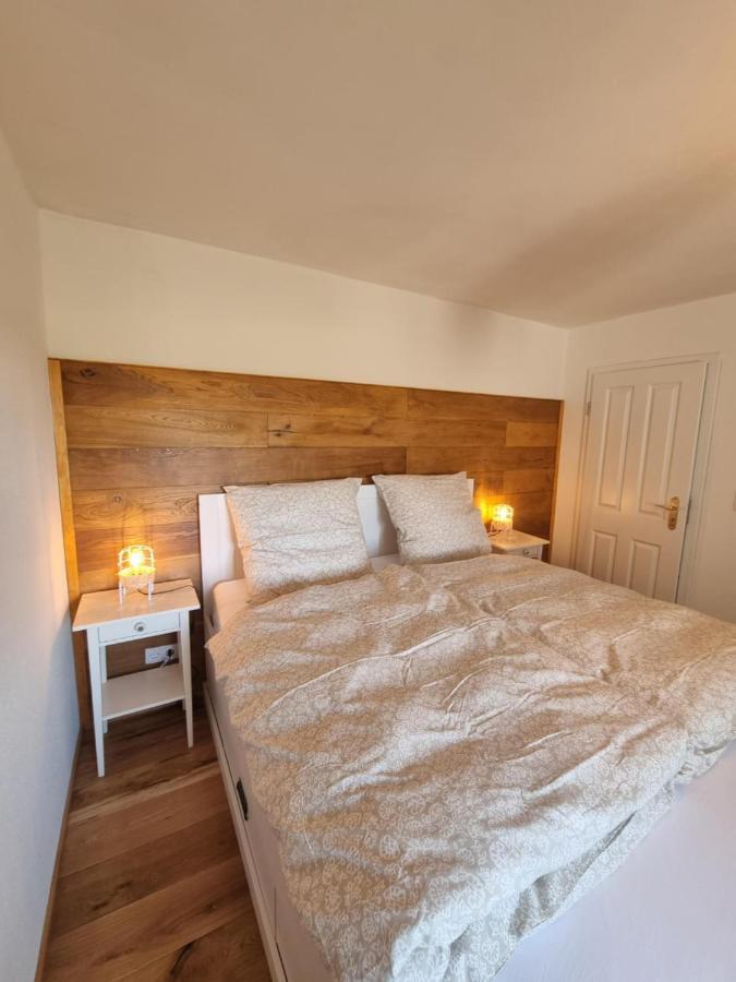Charmantes Eifel Ferienhaus An Der Schavener Heide เมเคอร์นิค ภายนอก รูปภาพ