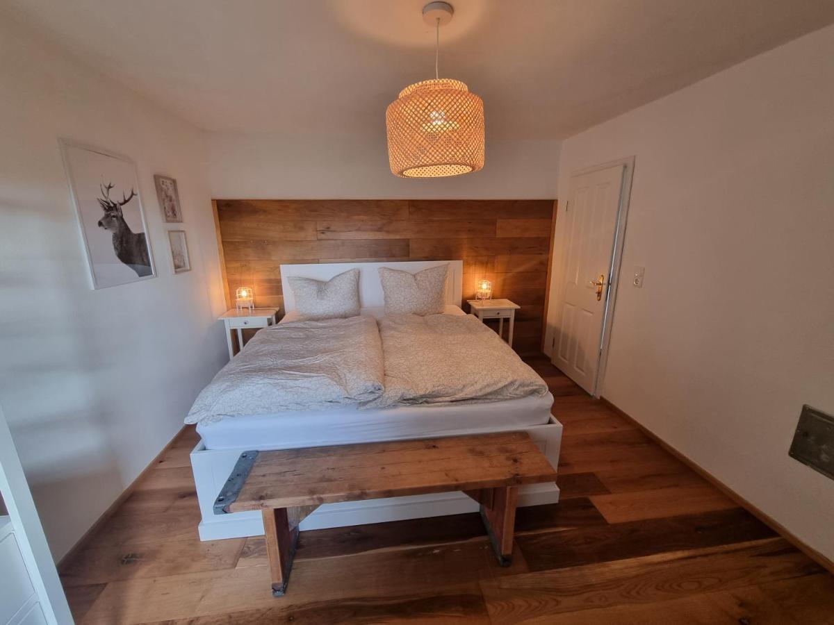 Charmantes Eifel Ferienhaus An Der Schavener Heide เมเคอร์นิค ภายนอก รูปภาพ